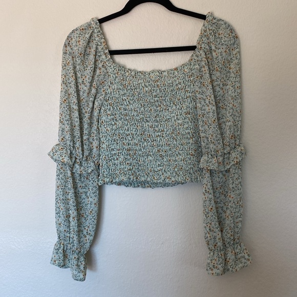 Wild Fable peasant cropped ruffle blouse green flowers women’s small ruched - Picture 6 of 6